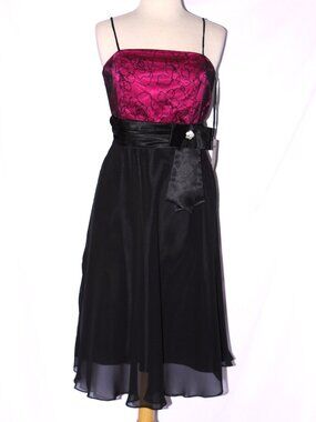 Juliet #2100 Short Chiffon Satin & Lace Party Dress-Size L-FUCHSIA & BLACK-NWT